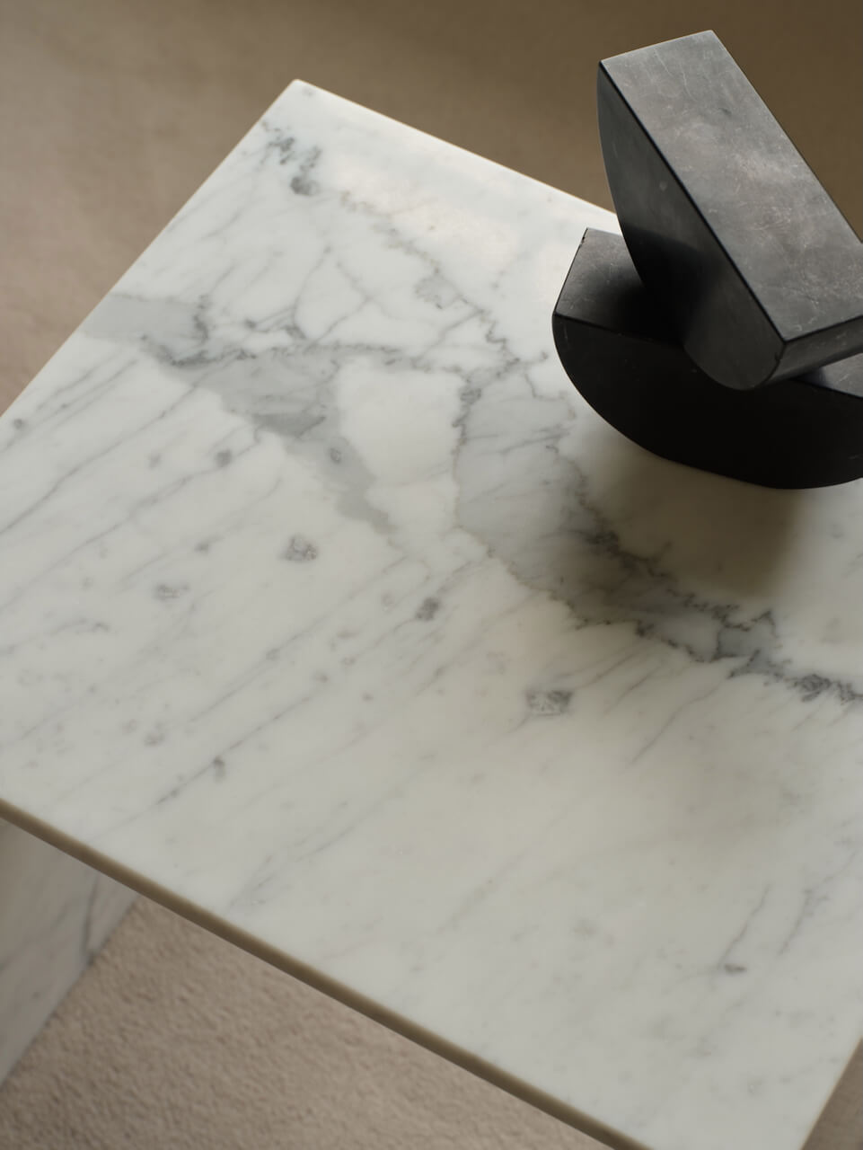 Table d'appoint en marbre de Malvern