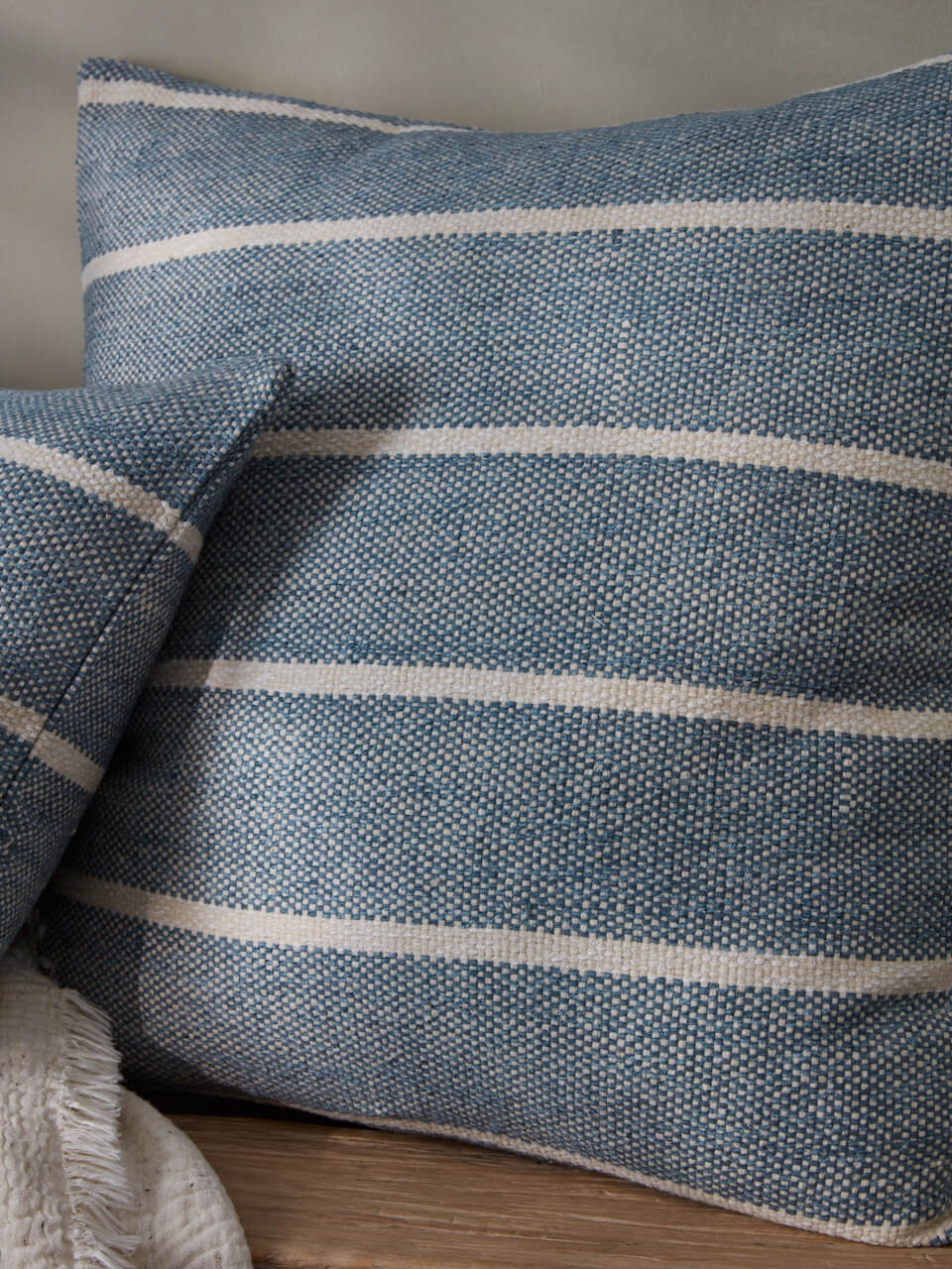 Housse de coussin en coton à rayures en acier