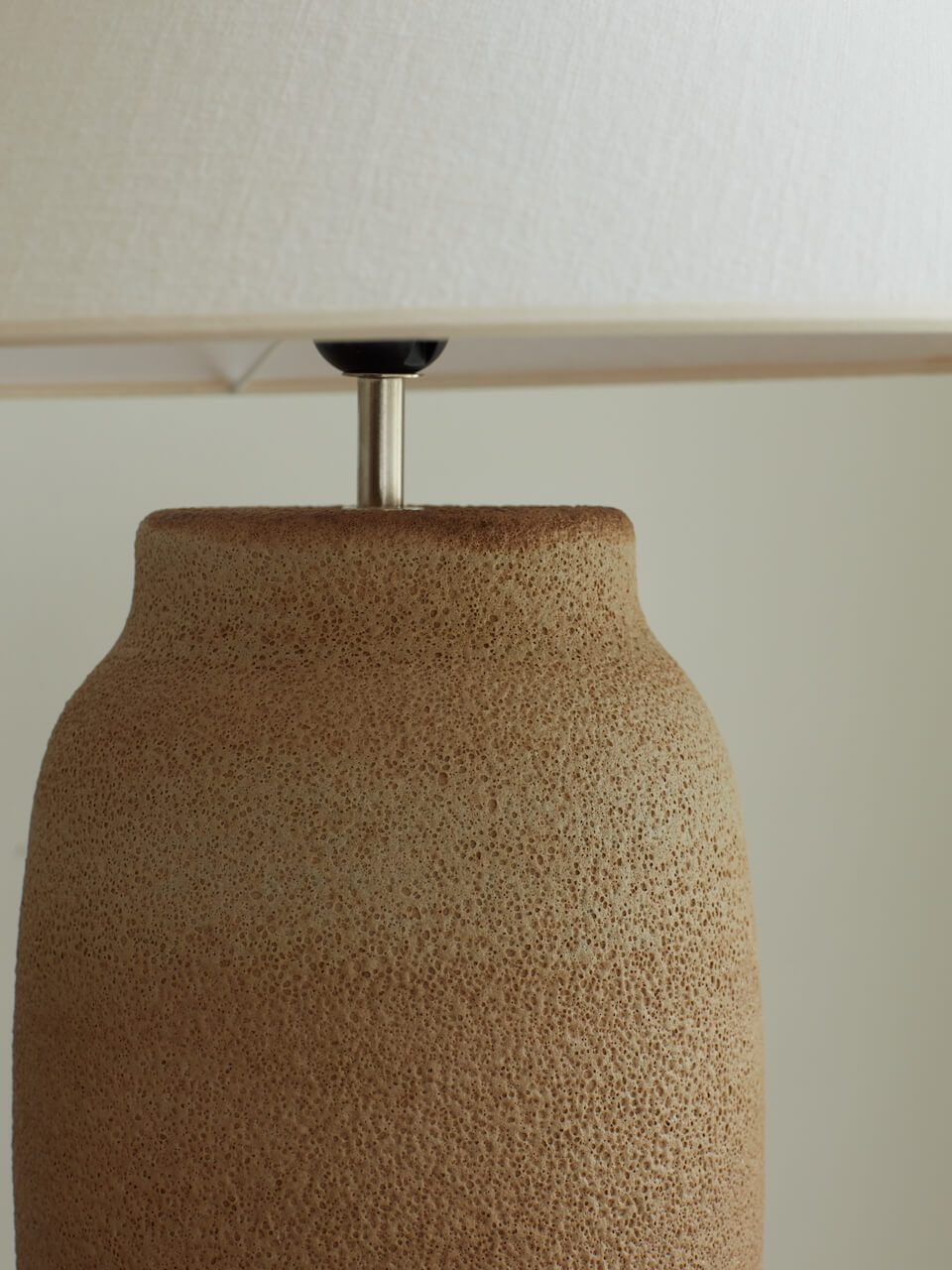 Lampe de table en céramique Lys