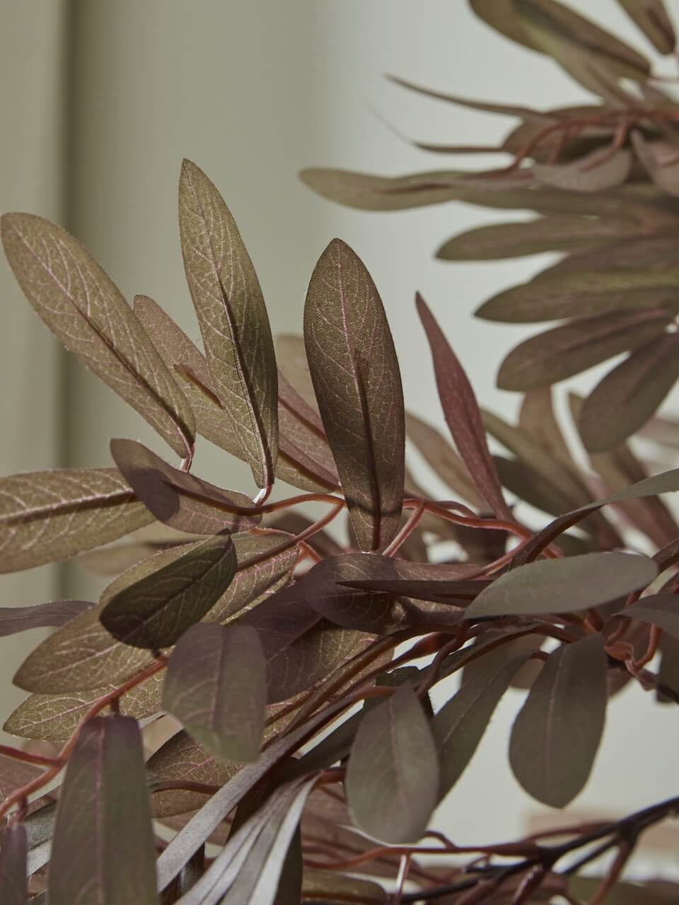 Spray d'eucalyptus bordeaux artificiel