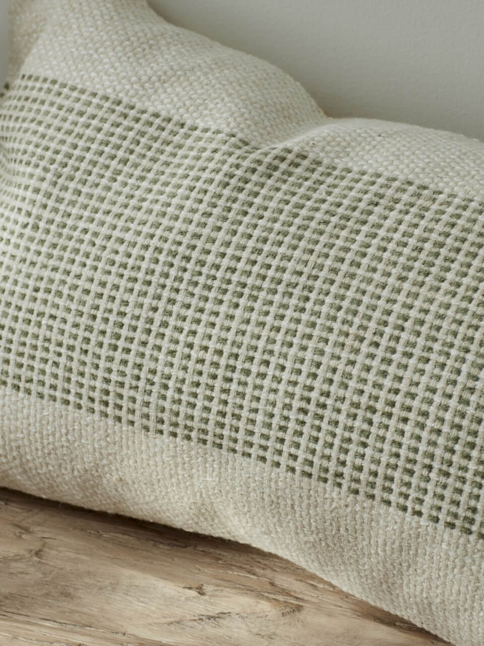 Housse de coussin tissée verte et crème