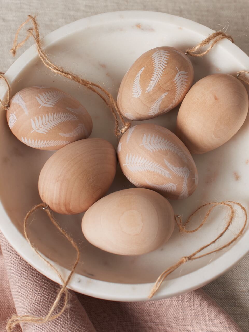 Lot de 6 œufs en bois