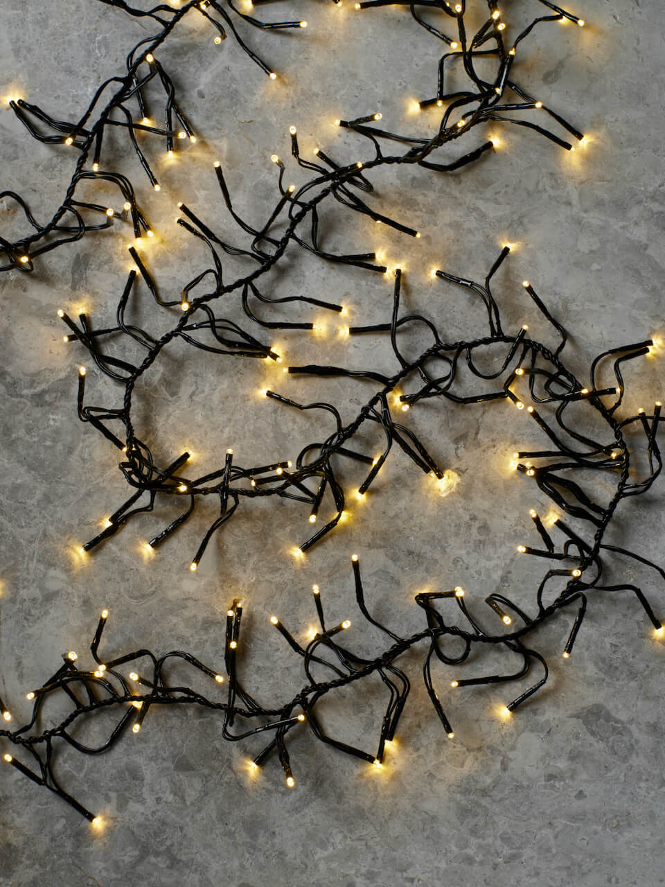 Luminaires LED en grappe de 14 m pour intérieur/extérieur