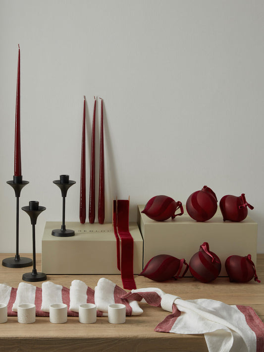 Ensemble de table bordeaux