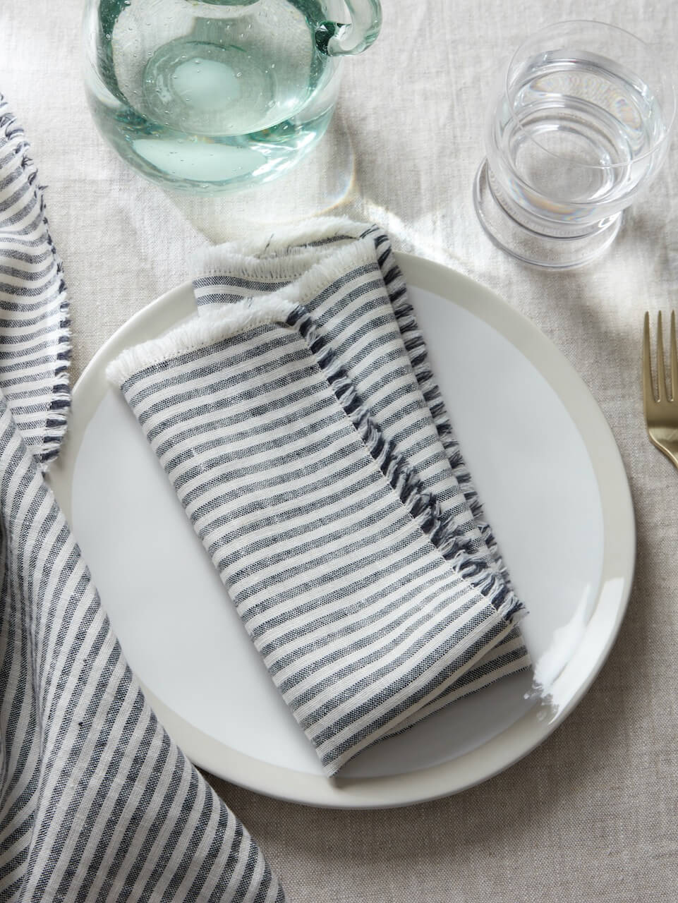 Lot de 2 serviettes en lin à fines rayures d'encre