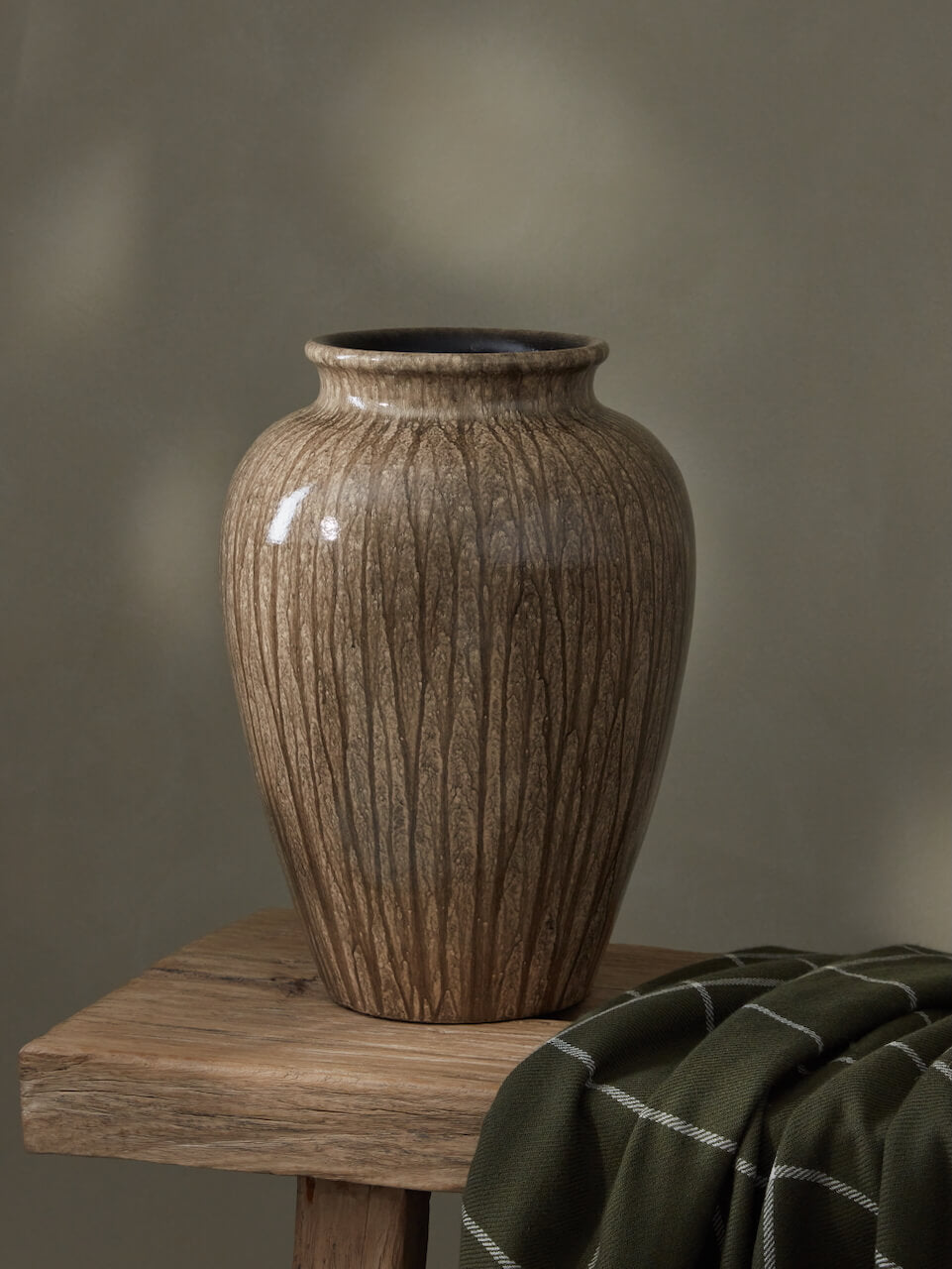 Vase beige Almeida