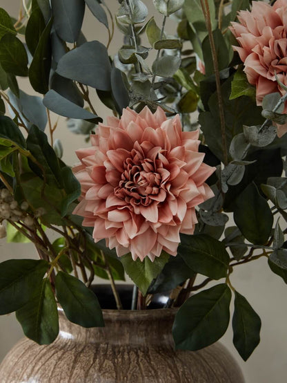 Bouquet de faux dahlias