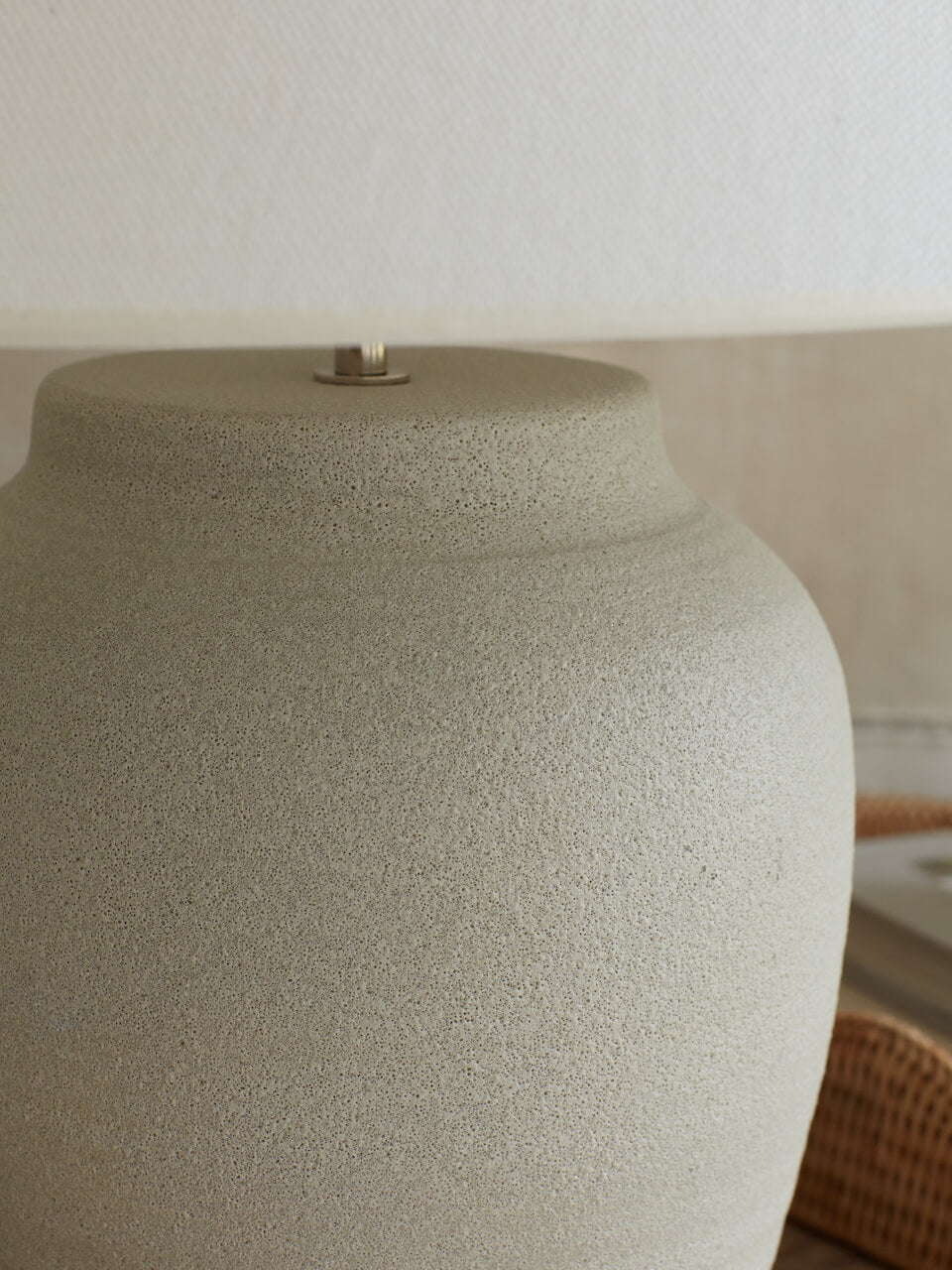 Lampe de table en céramique Haske