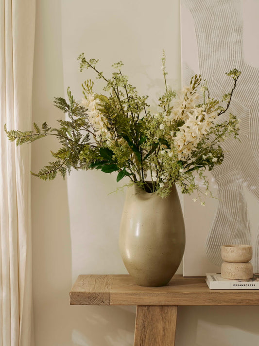 Bouquet de fausses fleurs sauvages