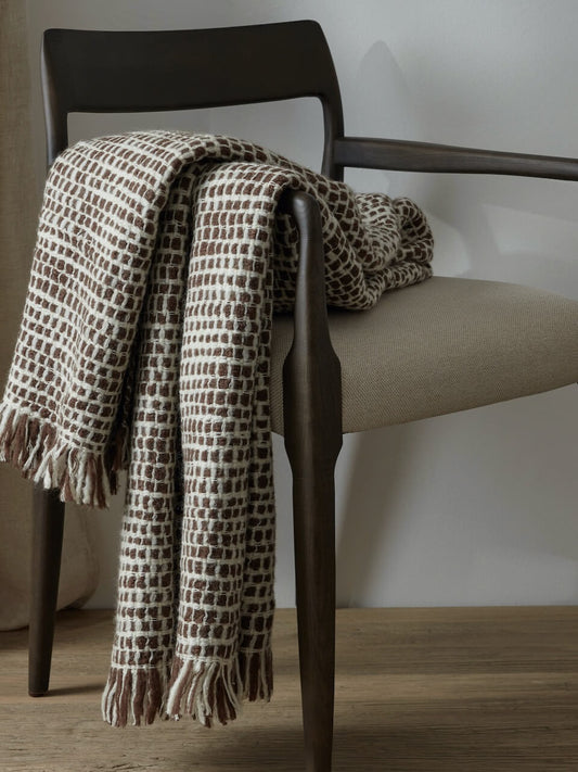 Jeté en laine à tissage lâche marron