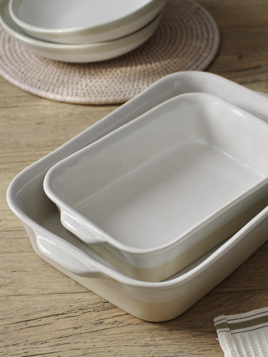 Plat de cuisson en grès crème