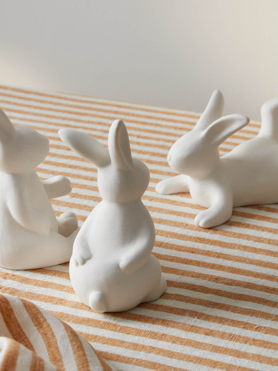 Lot de 3 décorations de lapin en céramique blanche