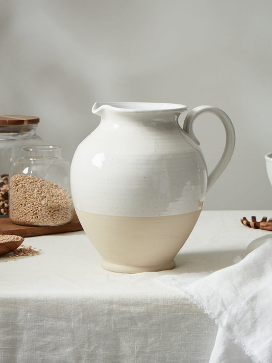 Pichet en céramique crème