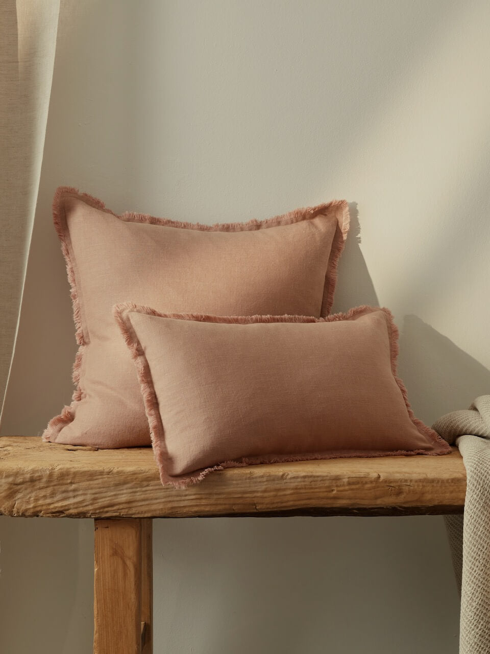 Housse de coussin en lin à franges Café Crème