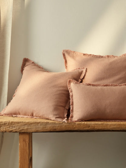 Housse de coussin en lin à franges Café Crème