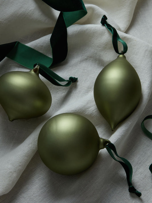 Lot de 3 boules en verre vert givré