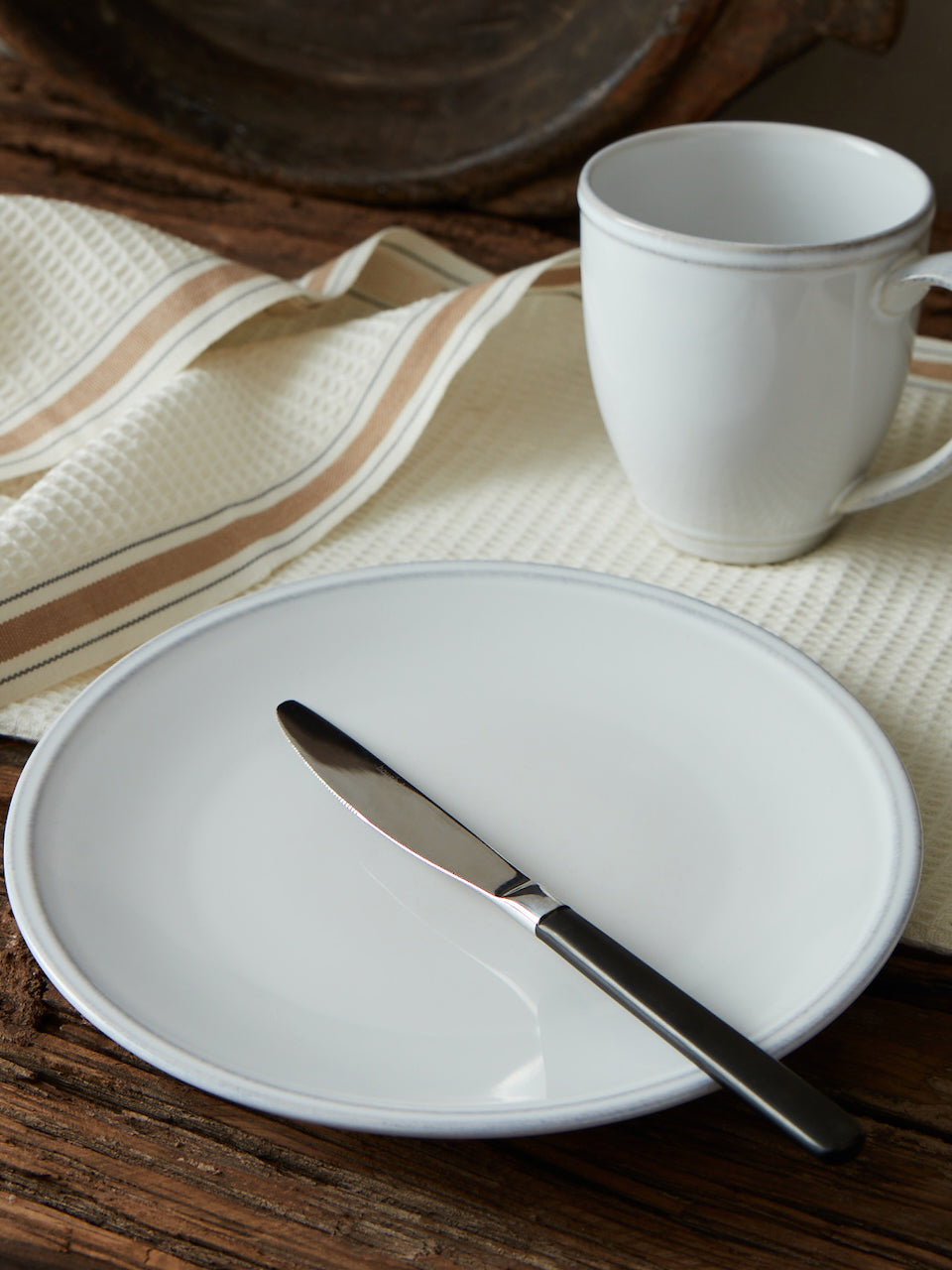 Vaisselle en friso blanc