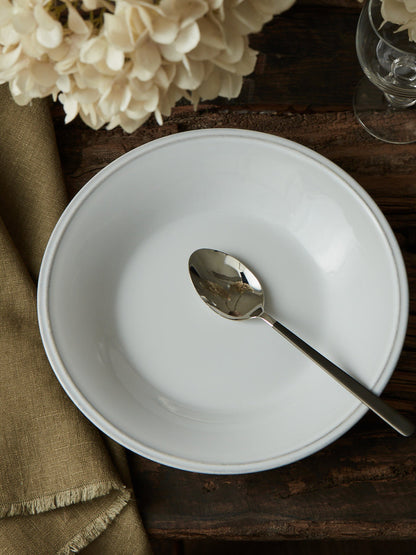 Vaisselle en friso blanc