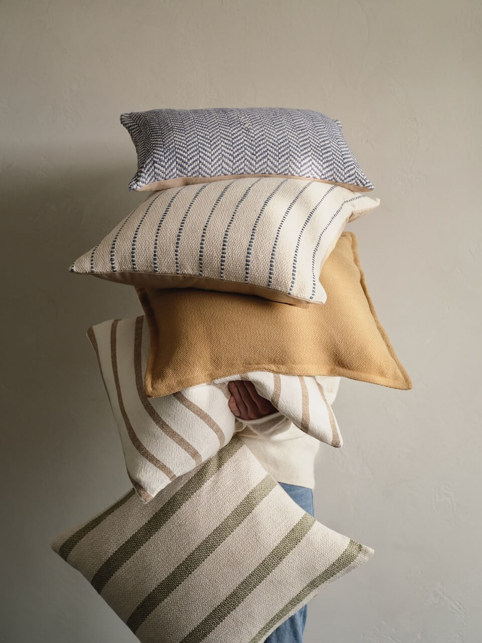 Housse de coussin à rayures bleues