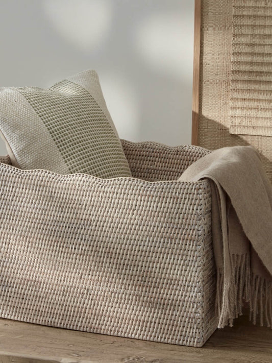 Panier festonné en rotin blanc Alness